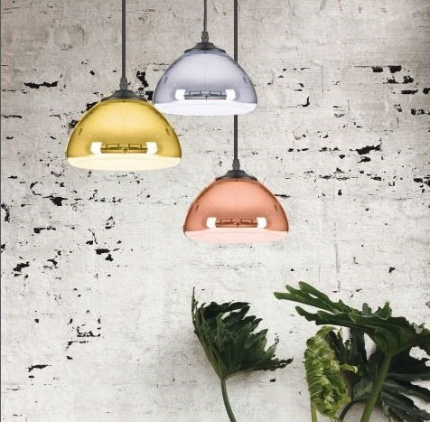 Lampa suspendata gold VICTORY GLOW M Step into Design [4]