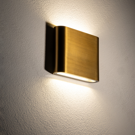Aplica pentru perete exterior LED SEMI S, alama, 3000K, IP54, flux 300 lm, lungime 11 cm - NOWODVORSKI 11365 [1]