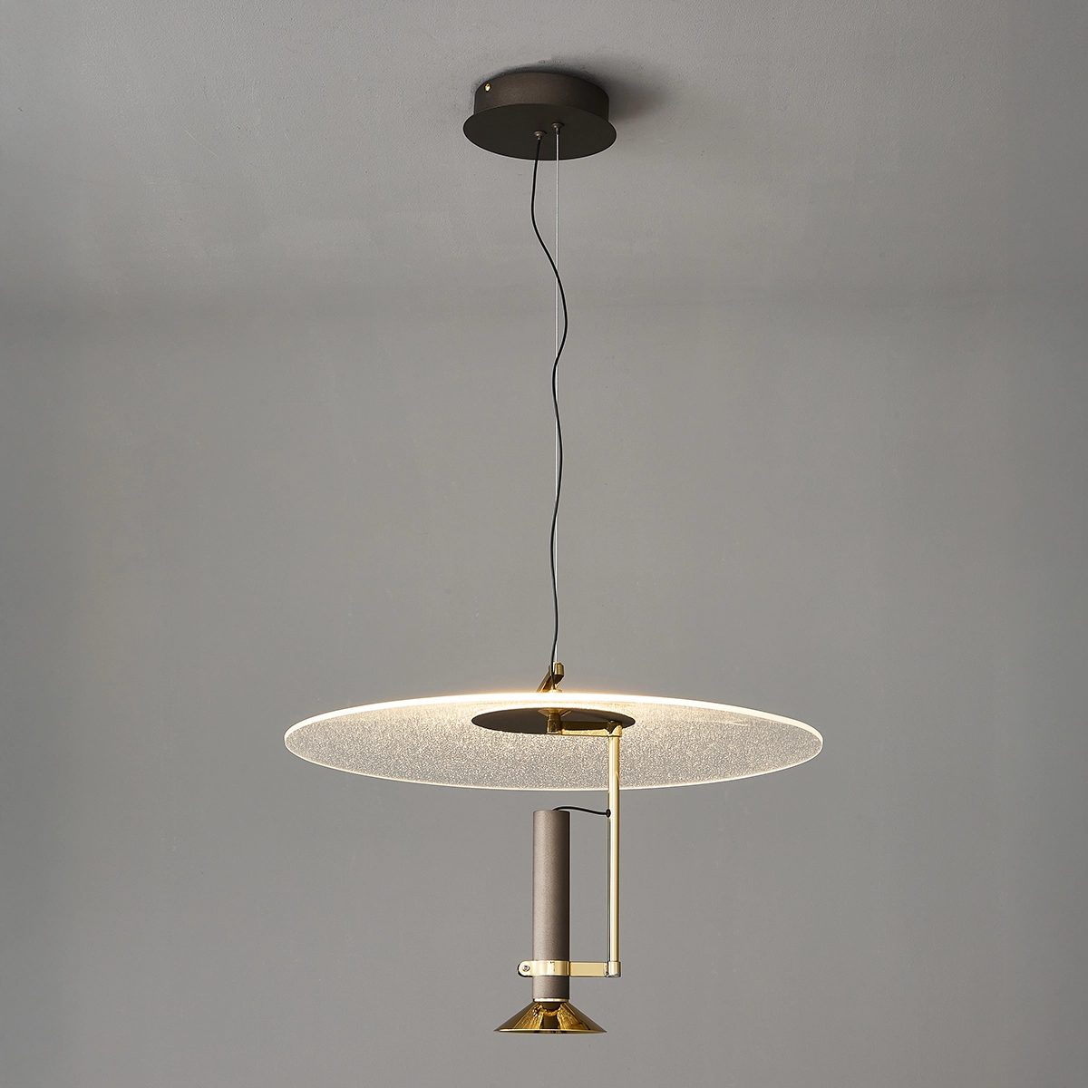 Lampi suspendate - Lampa suspendata LED FANORA, negru/auriu, 3000K, 1680 lm, diametru 55 cm - ALTAVOLA DESIGN