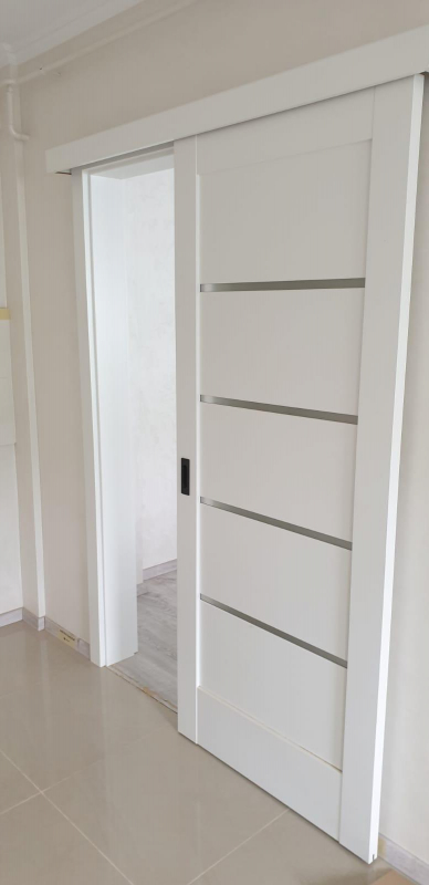 USI GLISANTE APLICATE PE PERETE - 1 CANAT 3