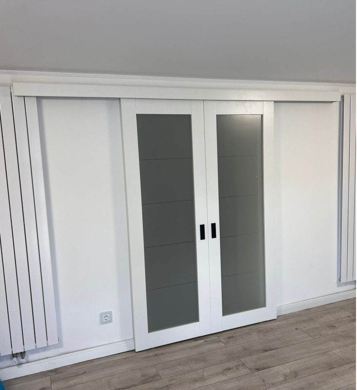 USI GLISANTE APLICATE PE PERETE - 2 CANATURI 22