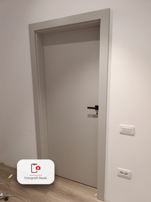 Usa cu toc reglabil HDF PORTA DECOR - ST/DR [2]