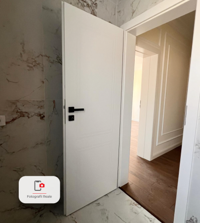 Usa cu toc reglabil HDF PORTA VECTOR V - ST/DR [1]