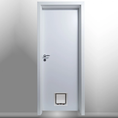 Usi la comanda - Usa de interior echipata cu usita batanta pentru pisici/catei