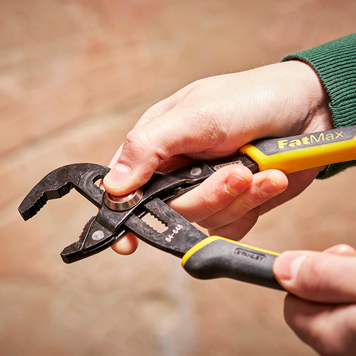 Clește reglabil pentru instalații Stanley 0-84-648 [2]