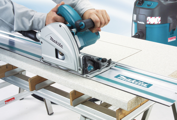 Циркулярная пила  Makita SP6000 [3]