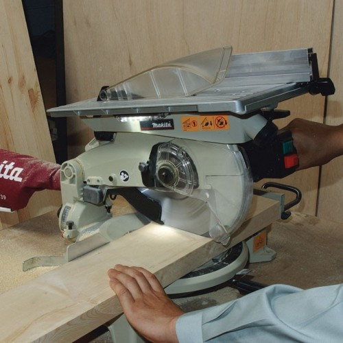 FIERESTRĂU CIRCULAR DE MASĂ MAKITA LH1040 [4]