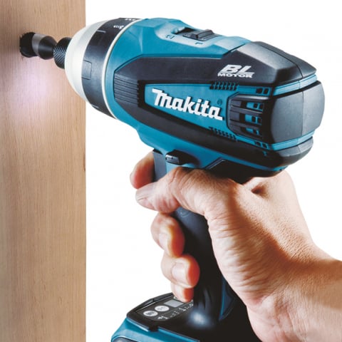 Instrument cu acumulator - MAȘINĂ DE INȘURUBAT CU IMPACT MAKITA DTP141Z