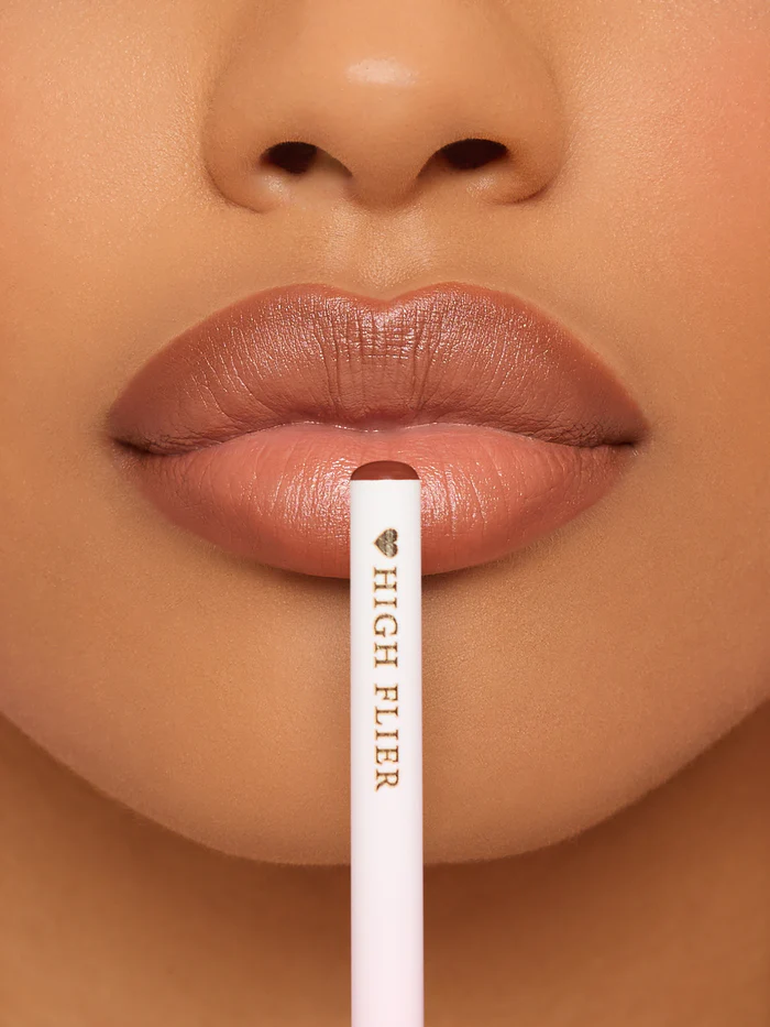 Set P.Louise Take Me Away – 10 Creioane de Buze [8]