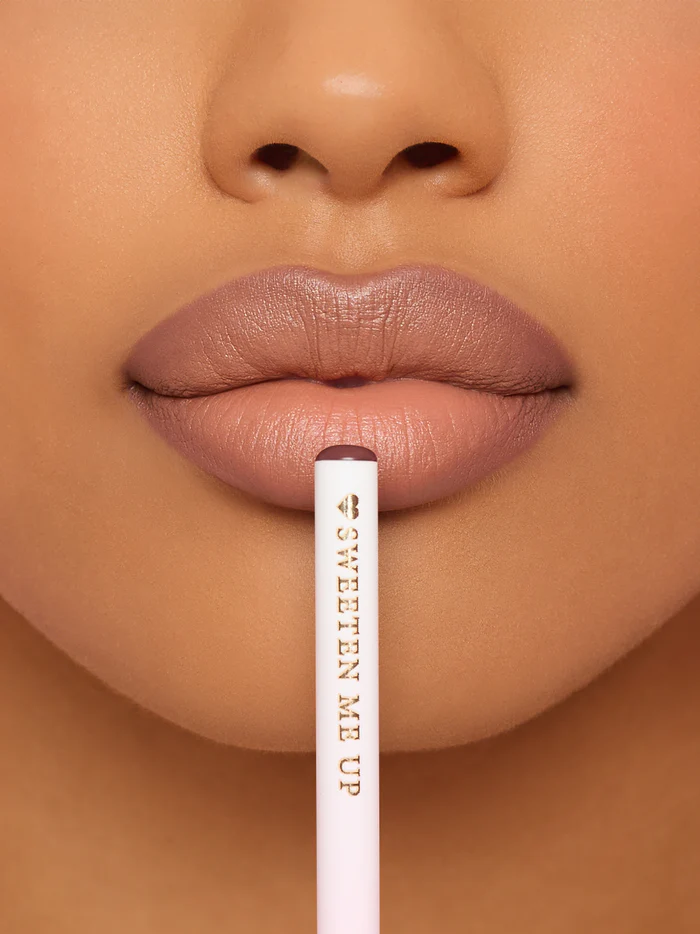 Set P.Louise Take Me Away – 10 Creioane de Buze [11]