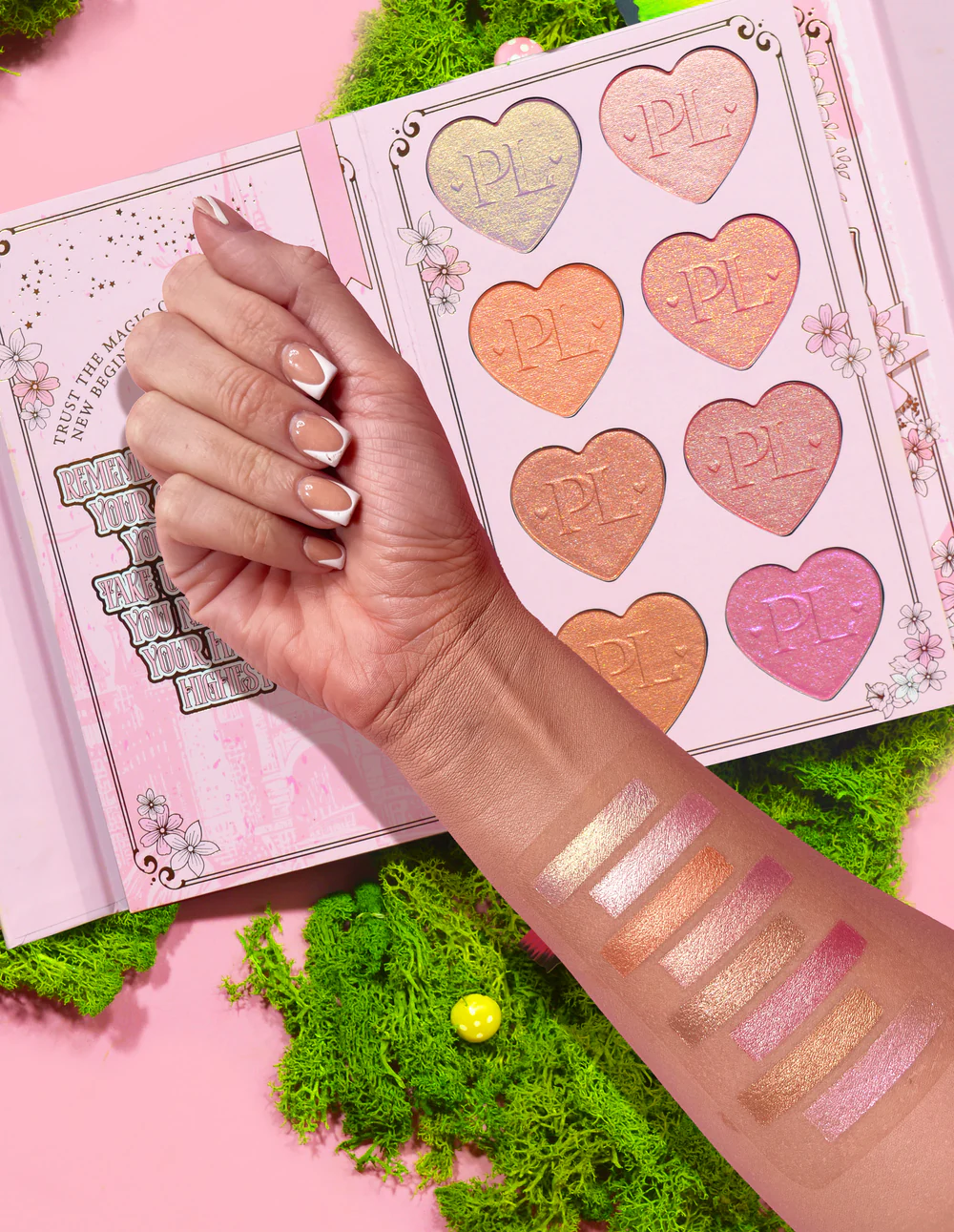 P.Louise A Brand New Chapter - Chapter One paletă 4în1 tip carte [4]