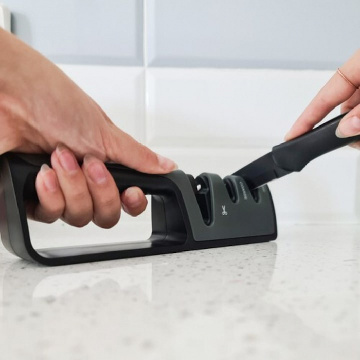 Aparat profesional manual pentru ascutit cutite si foarfece 3 in 1 VarioShop®, suprafata anti alunecare, simplu si rapid, negru [7]
