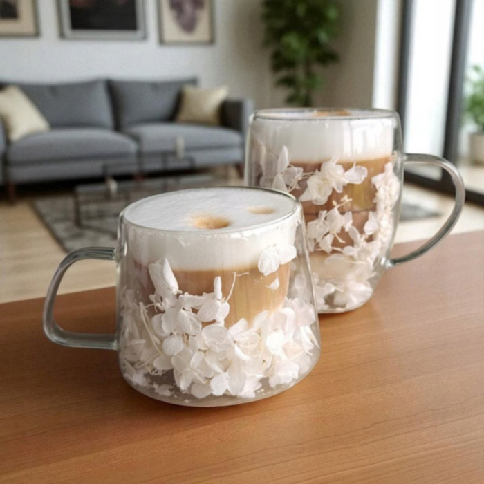 Cană termică 300 ml din sticlă borosilicată, dublu perete, cu hortensie albă 3D – model elegant pentru cafea și ceai [6]