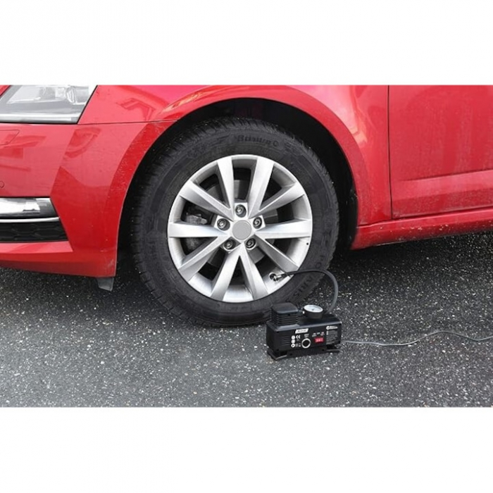 Compresor auto VarioShop®, 12v/220V, 17 bar, cu indicator de presiune, Ideal pentru pomparea rotilor auto, mingilor, saltelelor, Constructie fiabila, durabila si usor de utilizat, Negru [4]