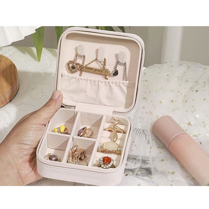 Cutie de bijuterii portabila VarioShop®, eleganta, compacta, versatila, cu doua separatoare detasabile si fermoar, pentru depozitarea colierelor, inelelor, cerceilor, piele ecologica, 10 x 10 x 5 cm, [5]