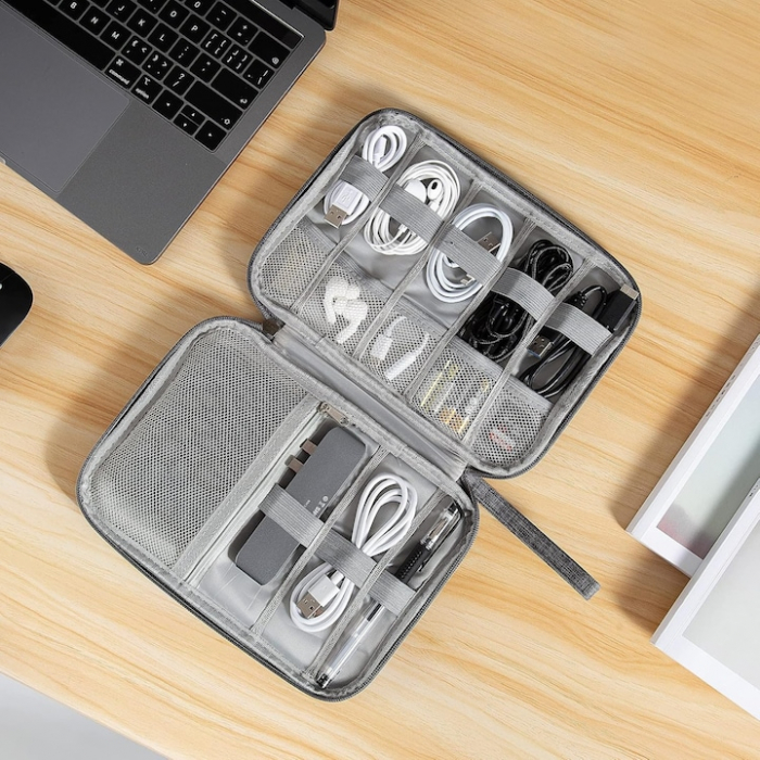 Geanta Organizatoare Accesorii Electronice Voiaj VarioShop ®, pentru Calatorie, Depozitare Cabluri, Carduri de Memorie, Stick, Adaptoare, Curele Elastice, Maner Transport, Impermeabila, 24 x 17 x 3 cm [3]