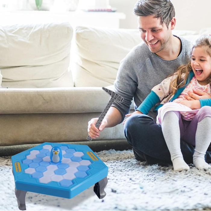 Joc interactiv pentru copii Salveaza pinguinul VarioShop®, set complet cu ciocanele, cuburi de gheata si figurina, joc de indemanare si distractie pentru intreaga familie, Albastru [3]