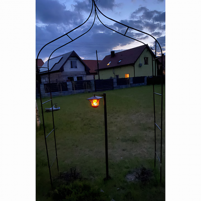 Lampa solara pentru gradina VarioShop®, model felinar, lumina calda, usor de instalat, extensibila, rezistenta, timp de lucru 8h, acumulator 600 mAh, inaltime reglabila de la 57 - 155 x 17 cm, Negru [42]