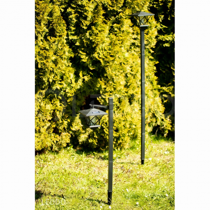 Lampa solara pentru gradina VarioShop®, model felinar, lumina calda, usor de instalat, extensibila, rezistenta, timp de lucru 8h, acumulator 600 mAh, inaltime reglabila de la 57 - 155 x 17 cm, Negru [4]