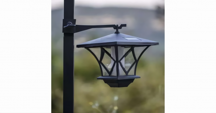 Lampa solara pentru gradina VarioShop®, model felinar, lumina calda, usor de instalat, extensibila, rezistenta, timp de lucru 8h, acumulator 600 mAh, inaltime reglabila de la 57 - 155 x 17 cm, Negru [53]