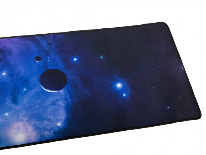 Mousepad de gaming VarioShop®, cu model cosmos cu planete, Confectionat din material flexibil, Antiaderent si rezistent la umiditate, Calitate premium, Dimensiuni 80 x 30 x 0.2 cm, Negru [19]