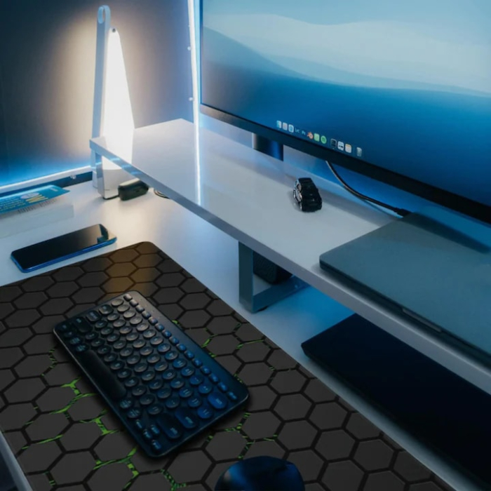 Mousepad pentru gaming VarioShop®, impermeabil, strat anti-derapant, suprafata mare de lucru, confortabil, stabil, usor de curatat, design modern si elegant, 90 x 40 cm, Negru [8]