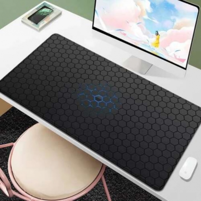 Mousepad Pentru Gaming VarioShop®, Impermeabil, Strat Anti-Derapant, Suprafata Mare de Lucru, Confortabil, Stabil, Usor de Curatat, Design Modern si Elegant, Model Fagure, Marime XXL, 90 x 40 cm, Negr [7]