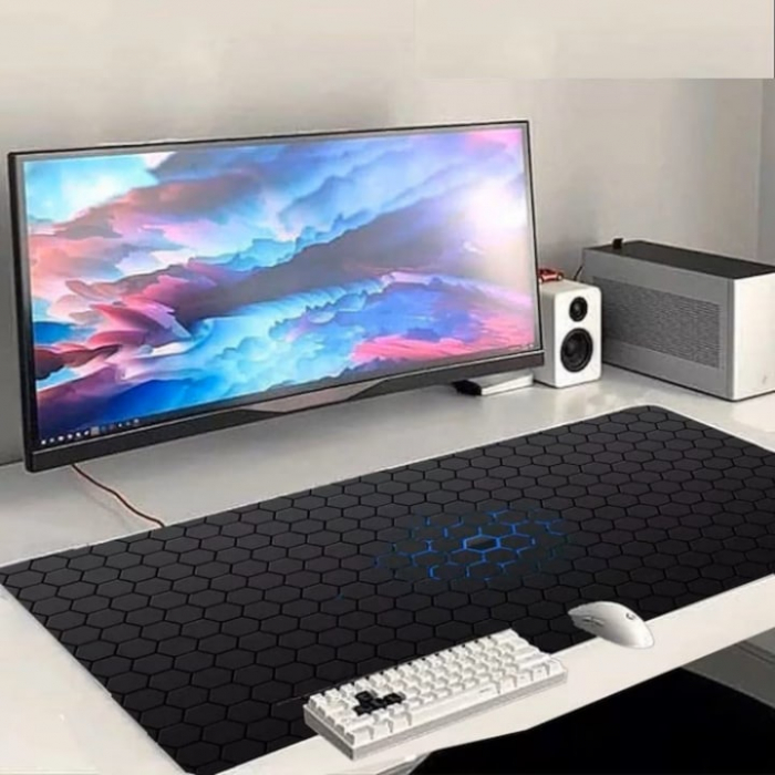 Mousepad Pentru Gaming VarioShop®, Impermeabil, Strat Anti-Derapant, Suprafata Mare de Lucru, Confortabil, Stabil, Usor de Curatat, Design Modern si Elegant, Model Fagure, Marime XXL, 90 x 40 cm, Negr [4]