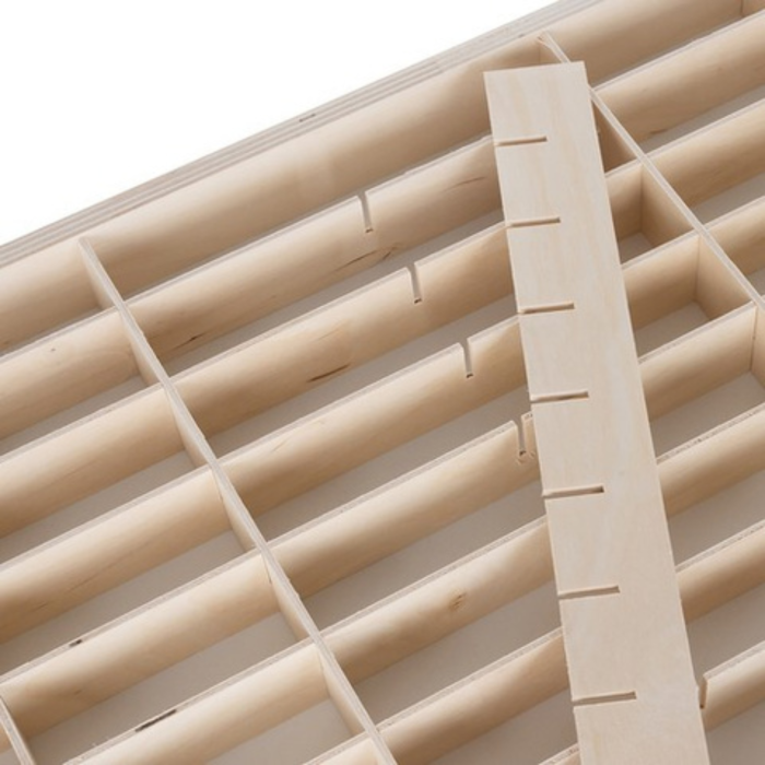 Raft din lemn pentru masinute VarioShop®, 54 compartimente, pin natural, montaj pe perete, organizator pentru colectii auto si jucarii copii [14]