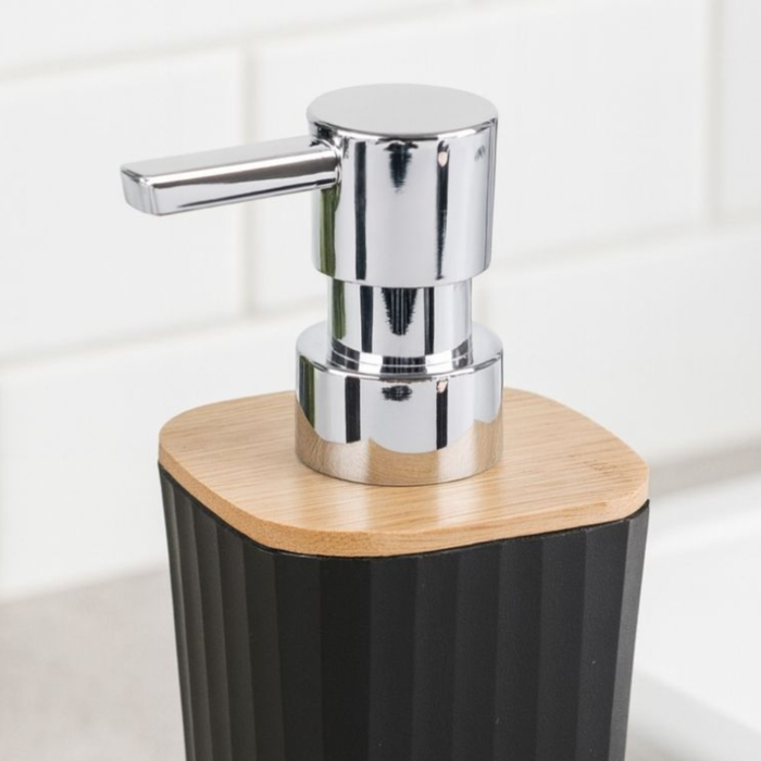 Set accesorii baie 6 piese VarioShop®, pentru organizare baie, cos gunoi, dozator sapun, pahar apa de gura, suport periute, sapuniera si perie WC, negru [9]