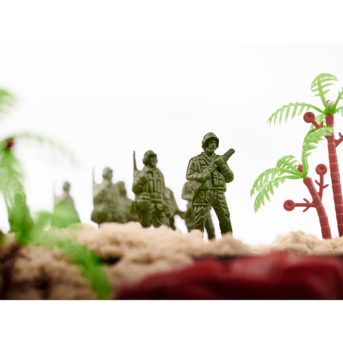 Set baza militara VarioShop®, 307 piese din plastic, geanta de depozitare cu fermoar inclusa, soldati, arme, tancuri, avion, tunuri, copaci si multe alte accesorii, dimensiune 25 x 13 x 19 cm [4]