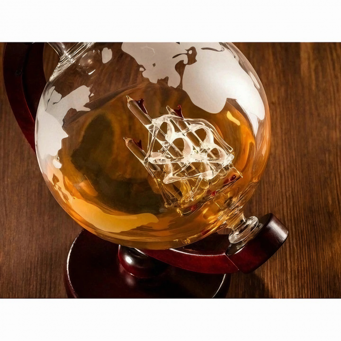 Set decantor VarioShop®️, Forma de Glob Pamantesc, 2 Pahare cu Imprimeu, 9 Cuburi din Roca pentru Whiskey, 2 Suporturi Din Pluta, Cleste, Palnie, 850ml [34]