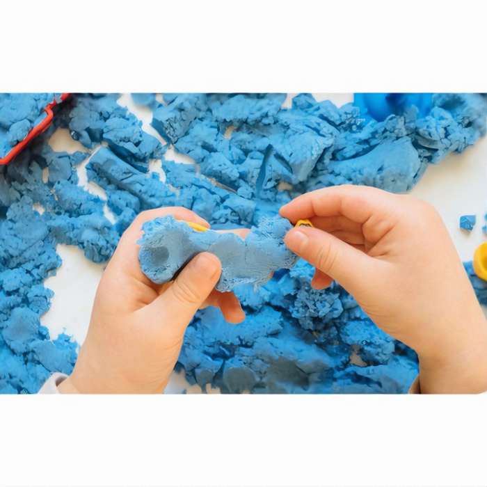 Set Nisip Kinetic VarioShop®, Sand Art, Dezvolta Creativitatea si Imaginatia, Include 14 Forme pentru Modelat si Alte Accesorii, Tavita Gonflabila, Pompa de Mana, 2Kg, Dimensiune Tavita 43x57cm, Multi [5]