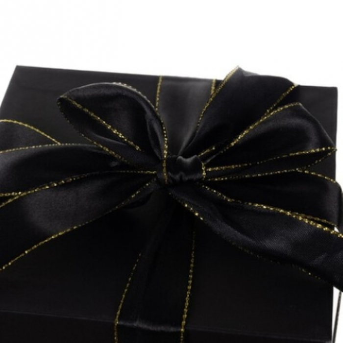 Trandafir rosu criogenat VarioShop®, in cupola de sticla, iluminat LED, include 100 de petale de trandafir, cutie de cadou, funda, pe blat negru, ideal pentru evenimente speciale, dimensiuni 22 x 11 c [12]