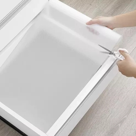 Folie protectie anti-alunecare pentru dulapuri si sertare VarioShop®, taiere la dimensiune, 300 x 50 cm, protectie impotriva alunecarii si zgarieturilor, universal, Transparent