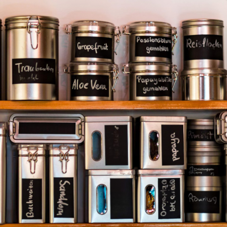 Tabla autoadeziva de scris si desenat cu creta VarioShop®, neagra, autocolanta, tip sticker, cu set de creta colorata inclus, reutilizabila, ajustabila 45x200 cm [18]