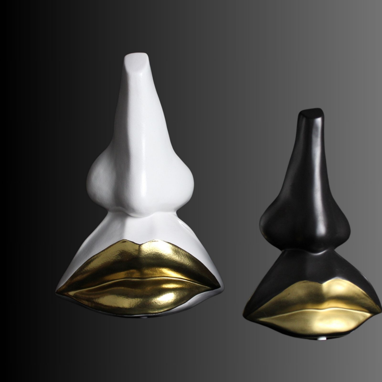 Lips of Gold ,statueta abstracta alba cu nas și buze [4]