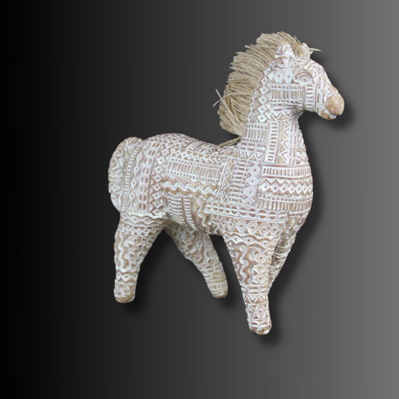 Statueta CAL NOMAD coama naturală [3]