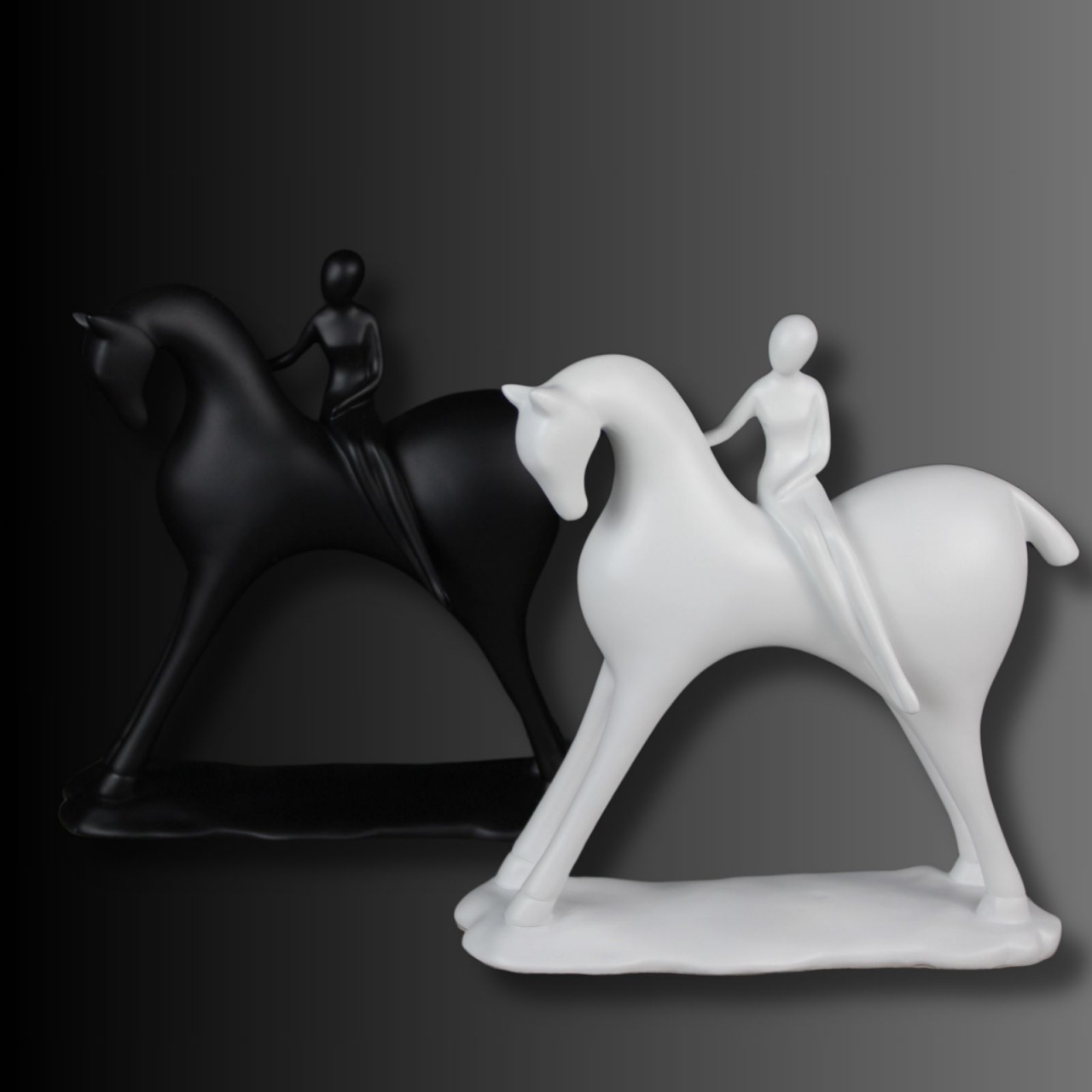 Statueta decorativă CALARETUL VISATOR [3]