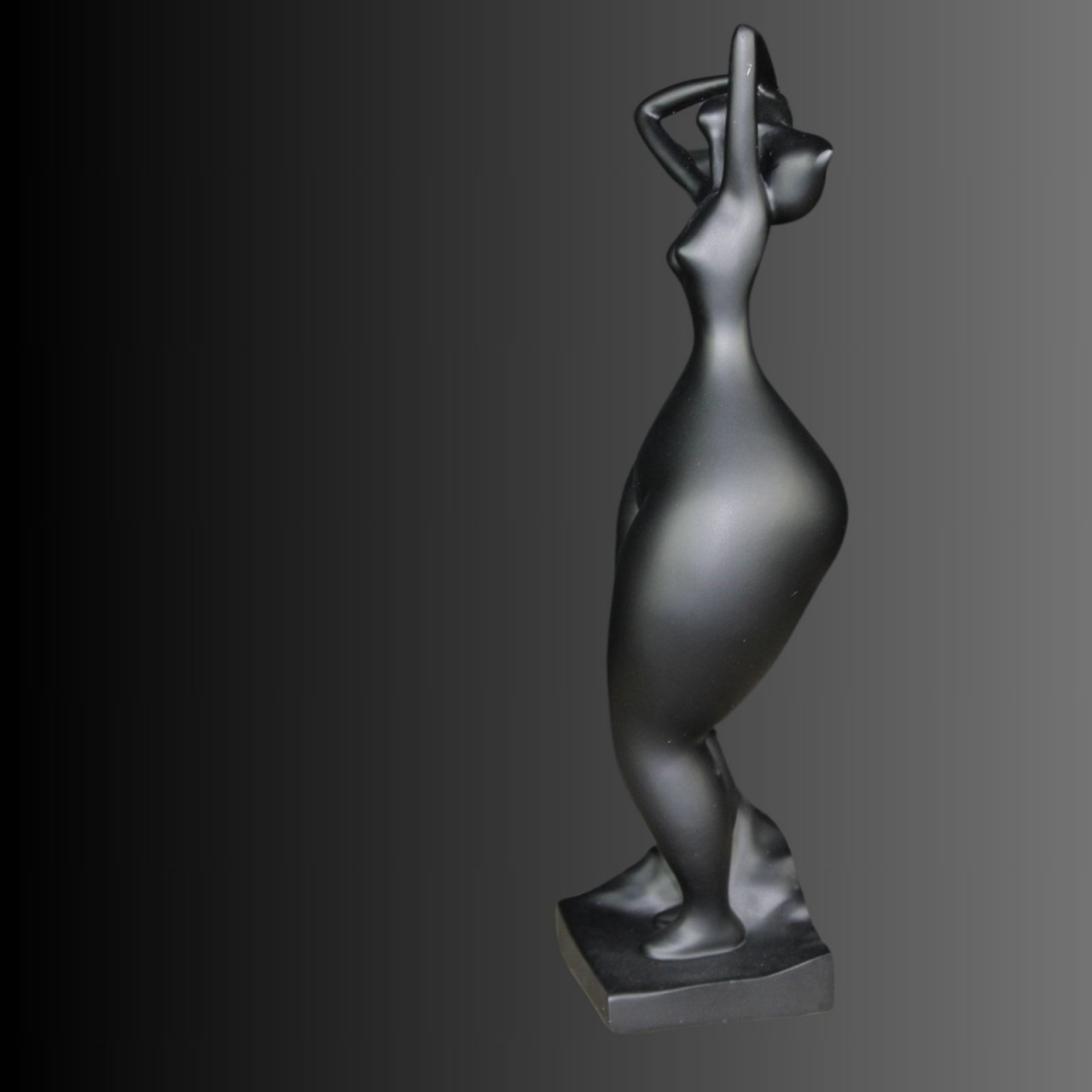 STATUETA FEMEIA INCREZATOARE [6]