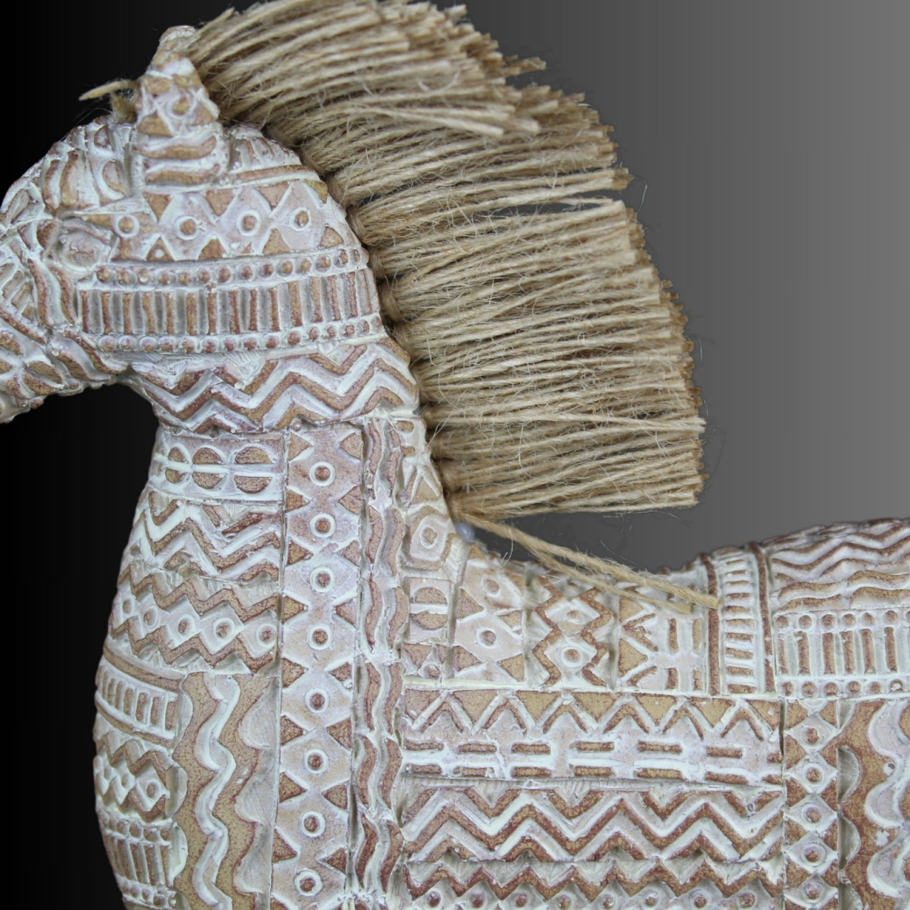 Statueta CAL NOMAD coama naturală [4]