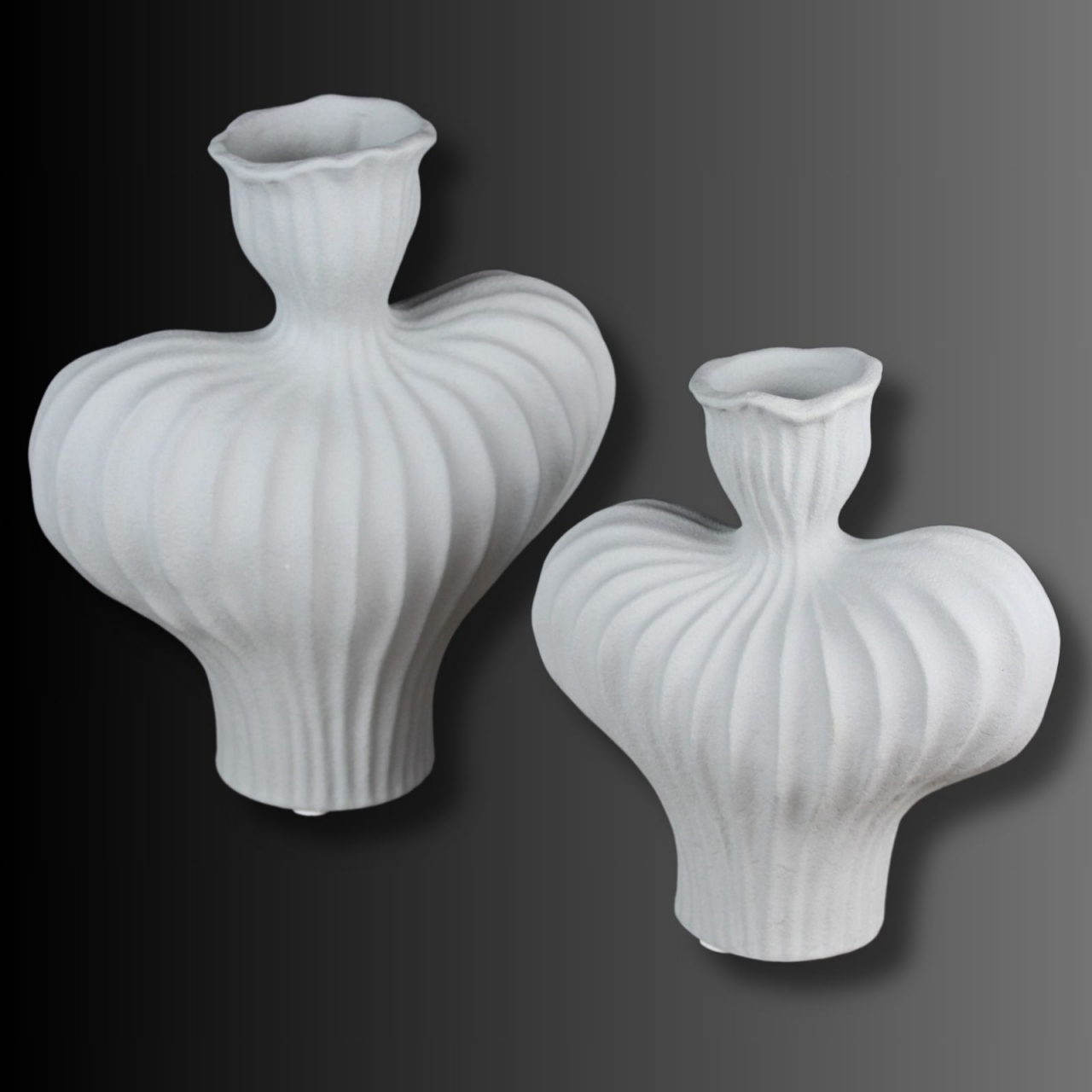 Vazǎ decorativă Unduire Albǎ [5]
