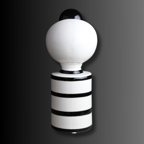 SENTINEL, satuetǎ decorativă [1]