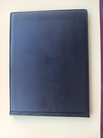 ALBUM PENTRU MONEDE 240 LOCASURI MAX 25 mm [1]