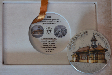 MEDALIA SUCEVITA – „VERDE DE SMARALD” [2]