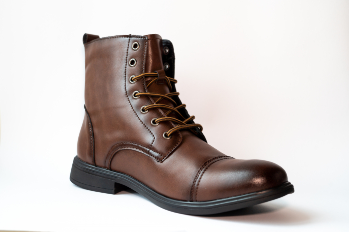 Bottes À Lacets [1]