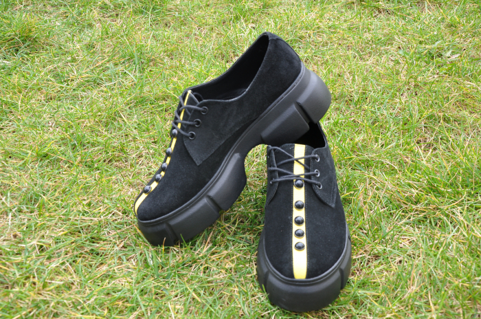 Derby Yellow Line [3]