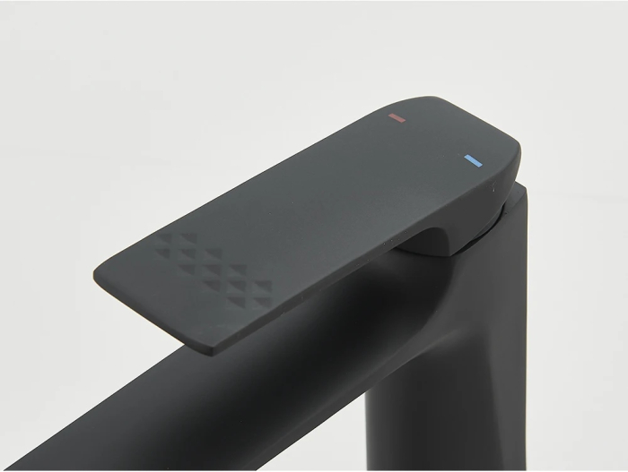 Baterie lavoar negru mat [4]