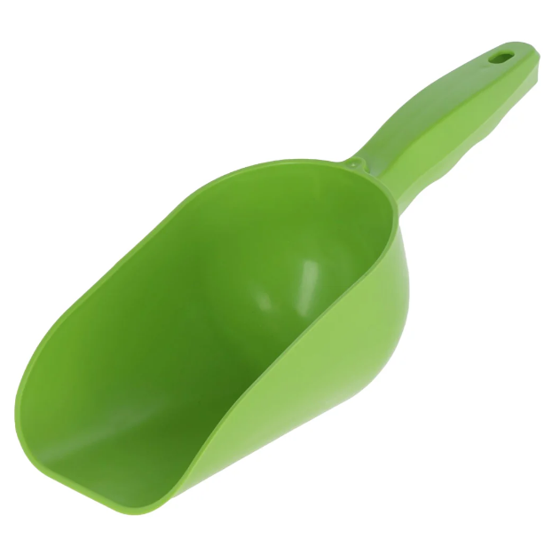 Műanyag takarmánylapát – 0,5 kg és 2 kg [2]