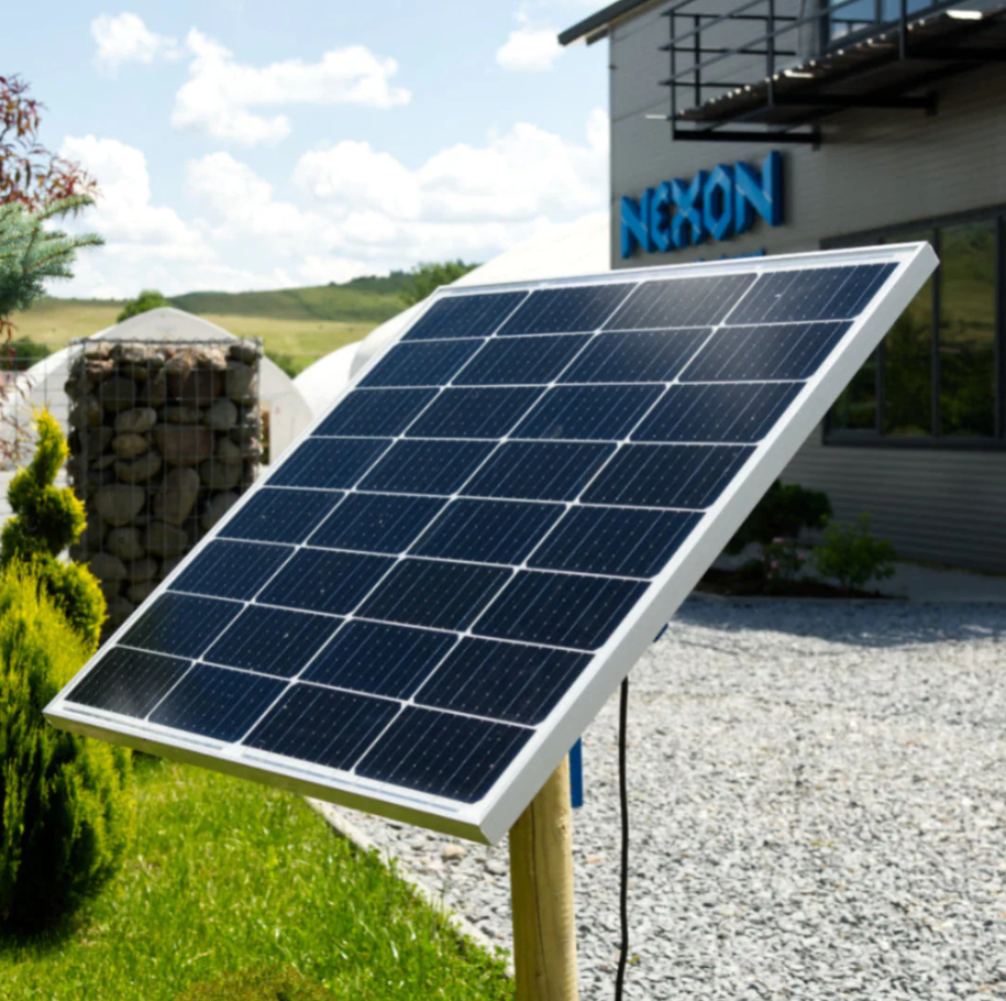 NEXON 100W napelem tartóval és szabályzóval [4]